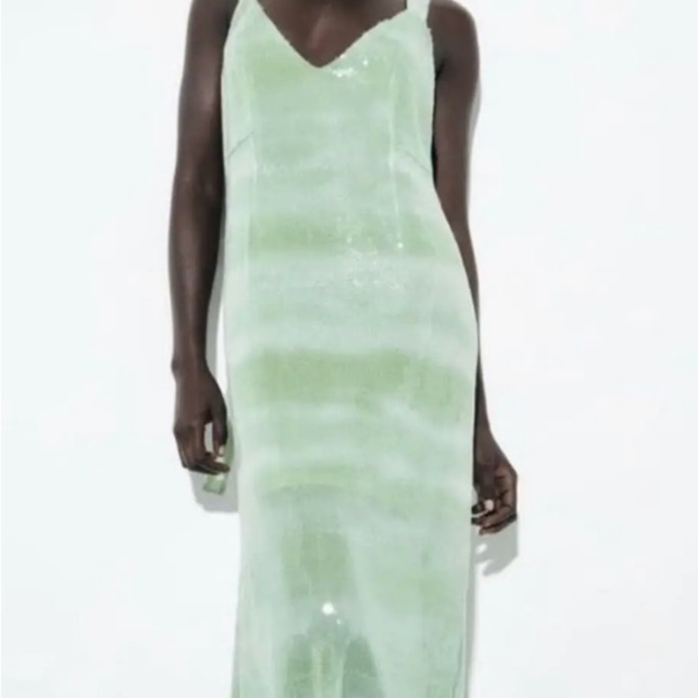 Zara Green Sleeveless Maxi Dress with V-Neck